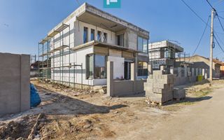 Casă deosebită în Parneava – Strada Griviței - Poză 33