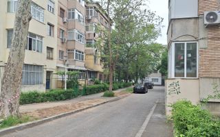 Apartament 3 camere etaj 2/4 DECMOMANDAT zona Rovine - Poză 13