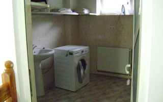 Pensiune de vanzare P+E Busteni - central - Poză 34