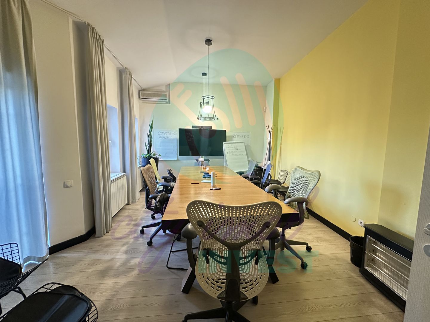 Casă renovată și consolidată, ideală pentru birouri sau activități comerciale - Poză 21