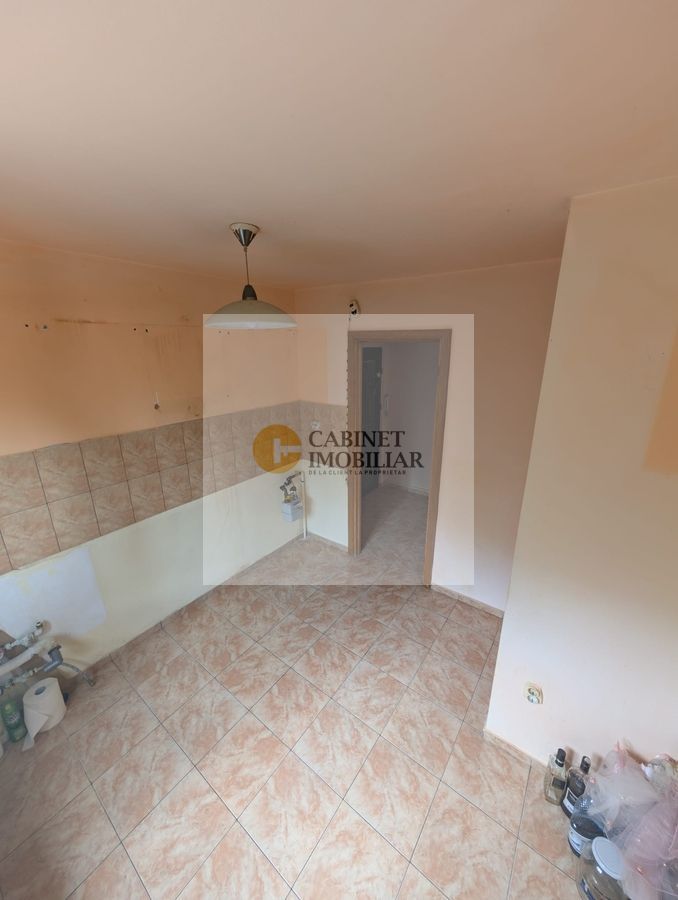 3 Camere - 67MP | Credit | Reabilitat | Gorjului - Poză 9