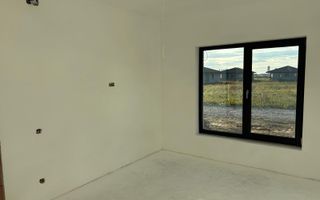 Casa Santandrei, 167 000 E (neg). Comision 0. - Poză 13