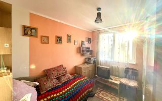 De vânzare apartament cu 4 camere decomandat, zona Bulevard - Poză 3