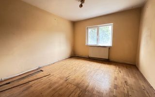 Apartament cu 3 camere decomandat - Poză 1