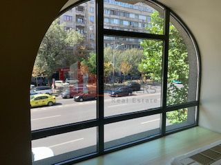 Spatiu comericial in cladire consolidata si renovata. - Poză 16