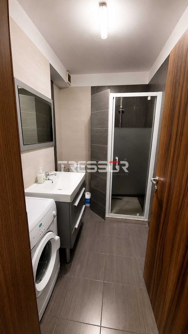 Apartament 2 camere ultracentral în Mamaia, zona Rex, parcare privată - Poză 3
