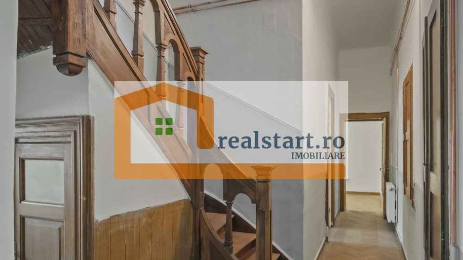 Vila individuala, S+P+E+Pod, curte 500mp, ideal Bistro-caffe, birouri - Poză 12