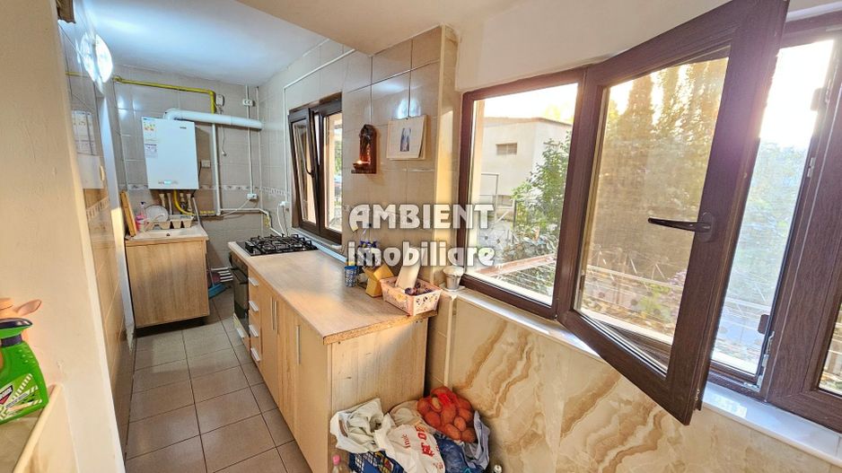 Apartament cu 2 (3) camere, parter, mobilat și utilat, zona CARTIER; - Poză 4