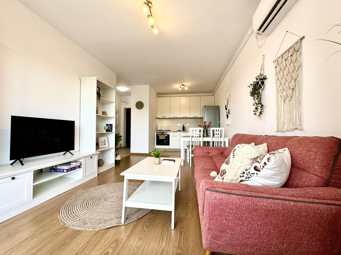Apartament de închiriat 2 camere - vedere pădure - Poză 19