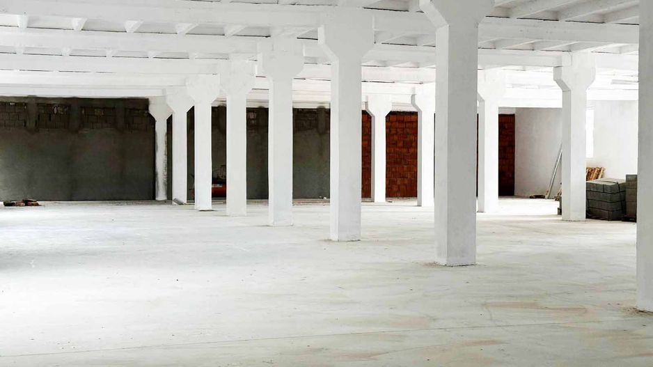 DE ÎNCHIRIAT: Hală industriala 1.000 mp Arad – etaj, acces auto și TIR - Poză 2