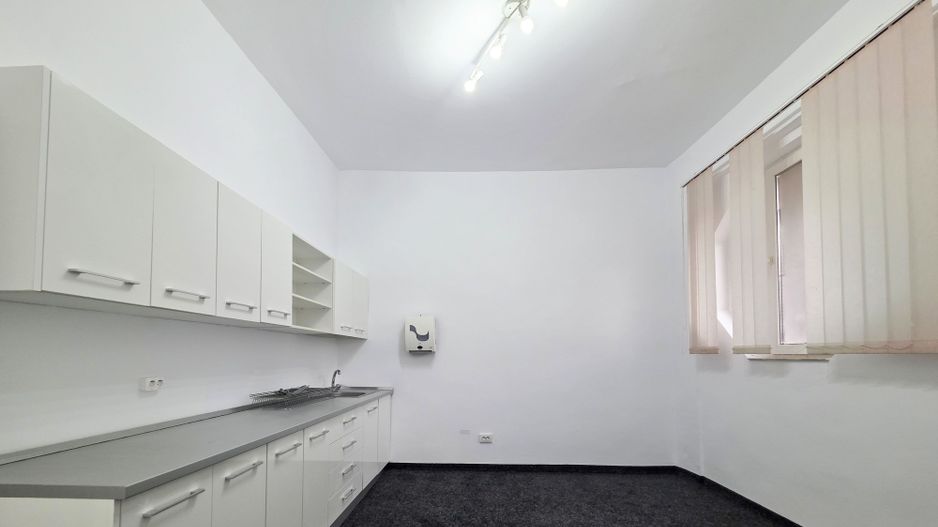 FALEZA NORD – 192 MP UTILI, IDEAL MAGAZIN, BIROURI, CABINETE MEDICALE - Poză 17