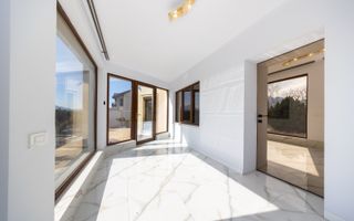 Casa 6 dormitoare+4 bai -1500 mp teren-Sacele - Poză 37