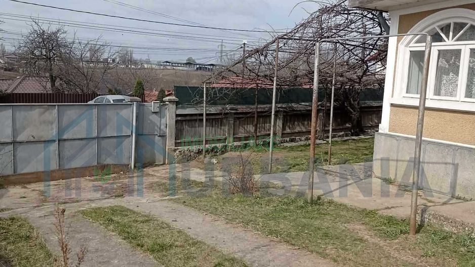 De vanzare casa in Dancu cu teren 1366mp - Poză 2