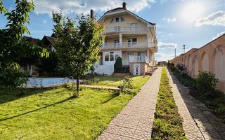 VILA CU 14 CAMERE SI 3405 MP TEREN IN SANMARTIN - Poză 4