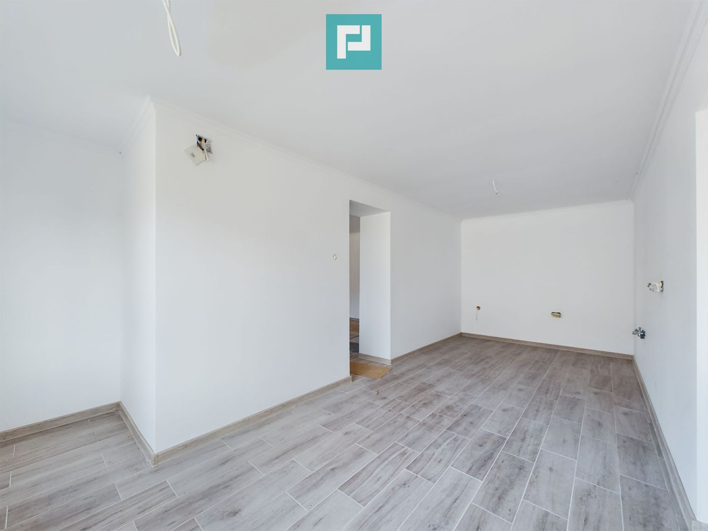 Casă în Vladimirescu - Poză 8