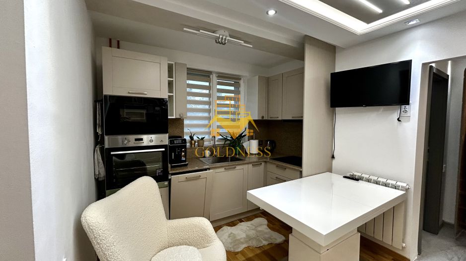 1 camera open space, Modern, Parcare, Hotel Royal, AC Gheorgheni - Poză 7