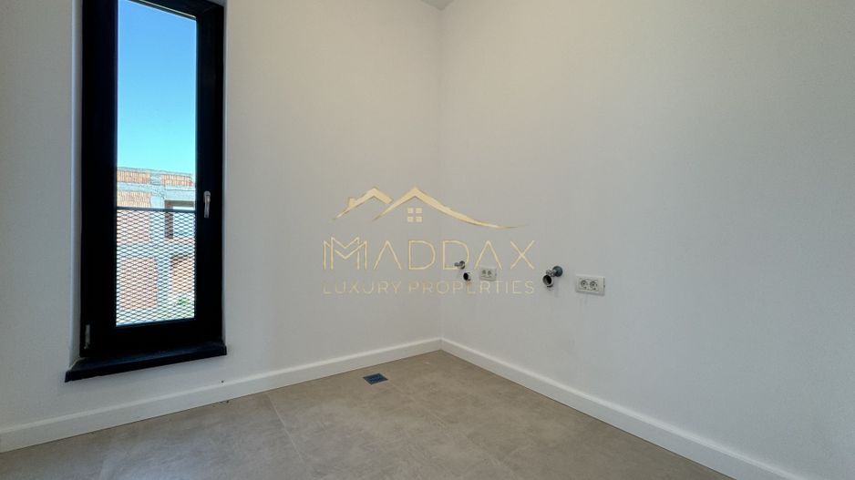 Vila LUX***Panouri fotovoltaice***Lake view//Laguna Albastra/Corbeanca - Poză 12