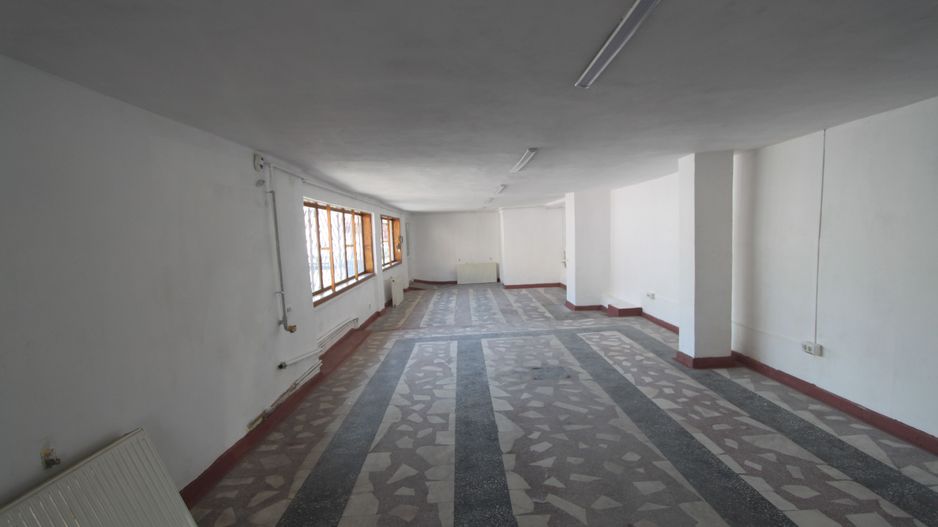 Spațiu comercial - 58 mp de închiriat -  Badea Cartan - Poză 11