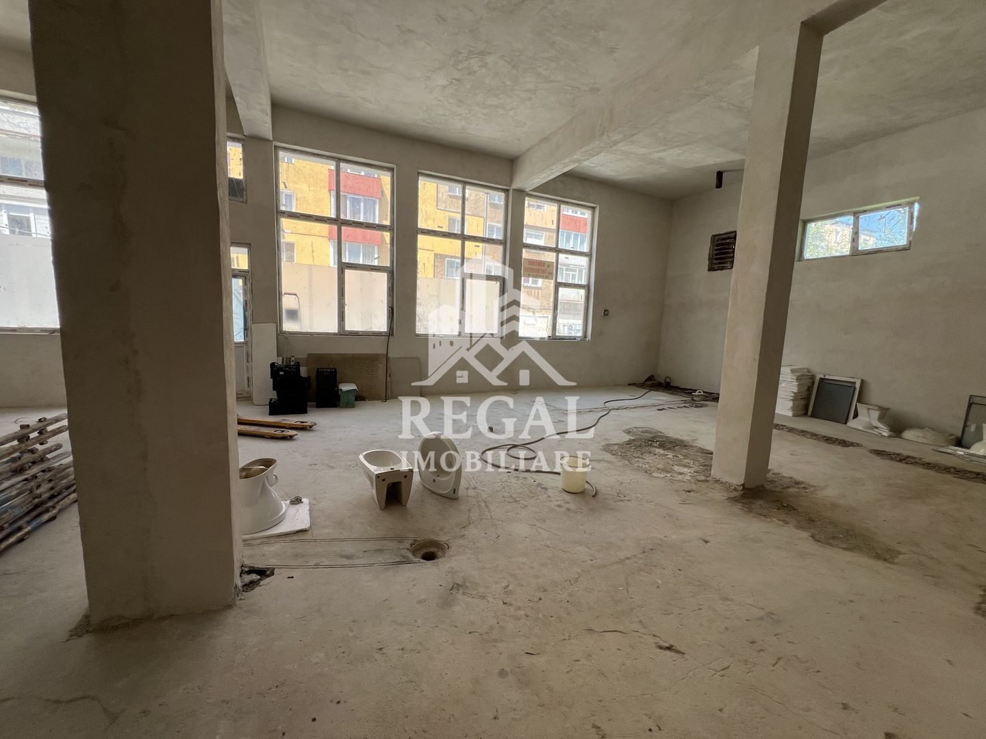 Spațiu comercial / punct termic de 250 mp – Zona Parangul - Poză 4