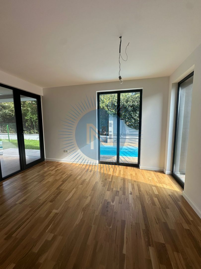 Vila cu 5 camere cu piscina proprie - scoala Americana - Poză 11