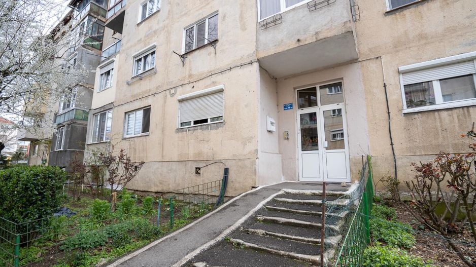 Apartament 2 camere tip PB Decomandat zona Rogerius - Poză 7