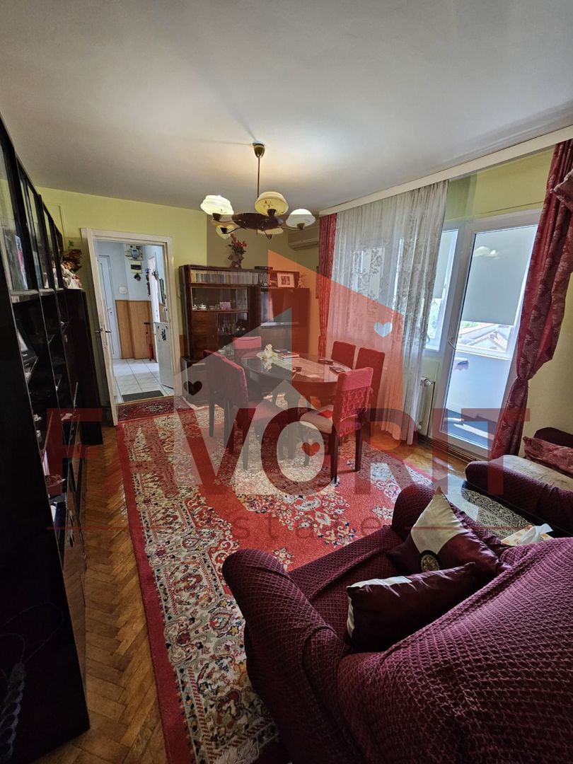 3 camere, semidecomandat | centrala proprie | mobilat si utilat | zona excelenta - Poză 3