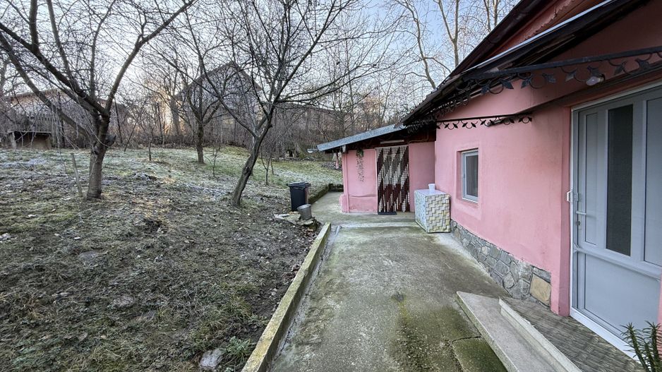 Casa 5 camere, foișor , garaj și teren 800mp cu toate utilitățile! - Poză 35