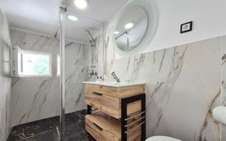 Casa de vânzare zona Centrală - 225 mp - Poză 24