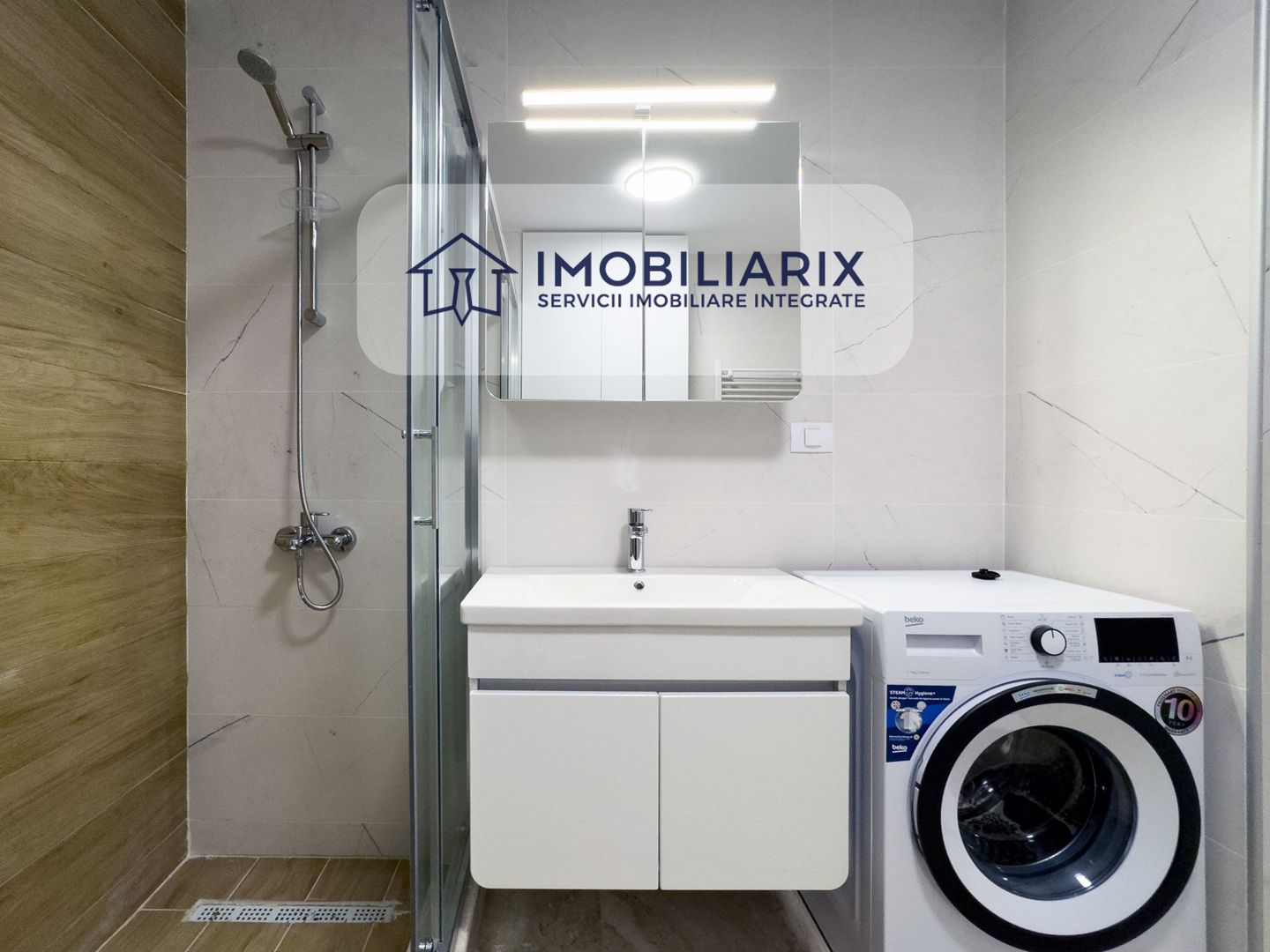 Vedere panoramică la lac – apartament premium Solid Mamaia Cazino - Poză 10