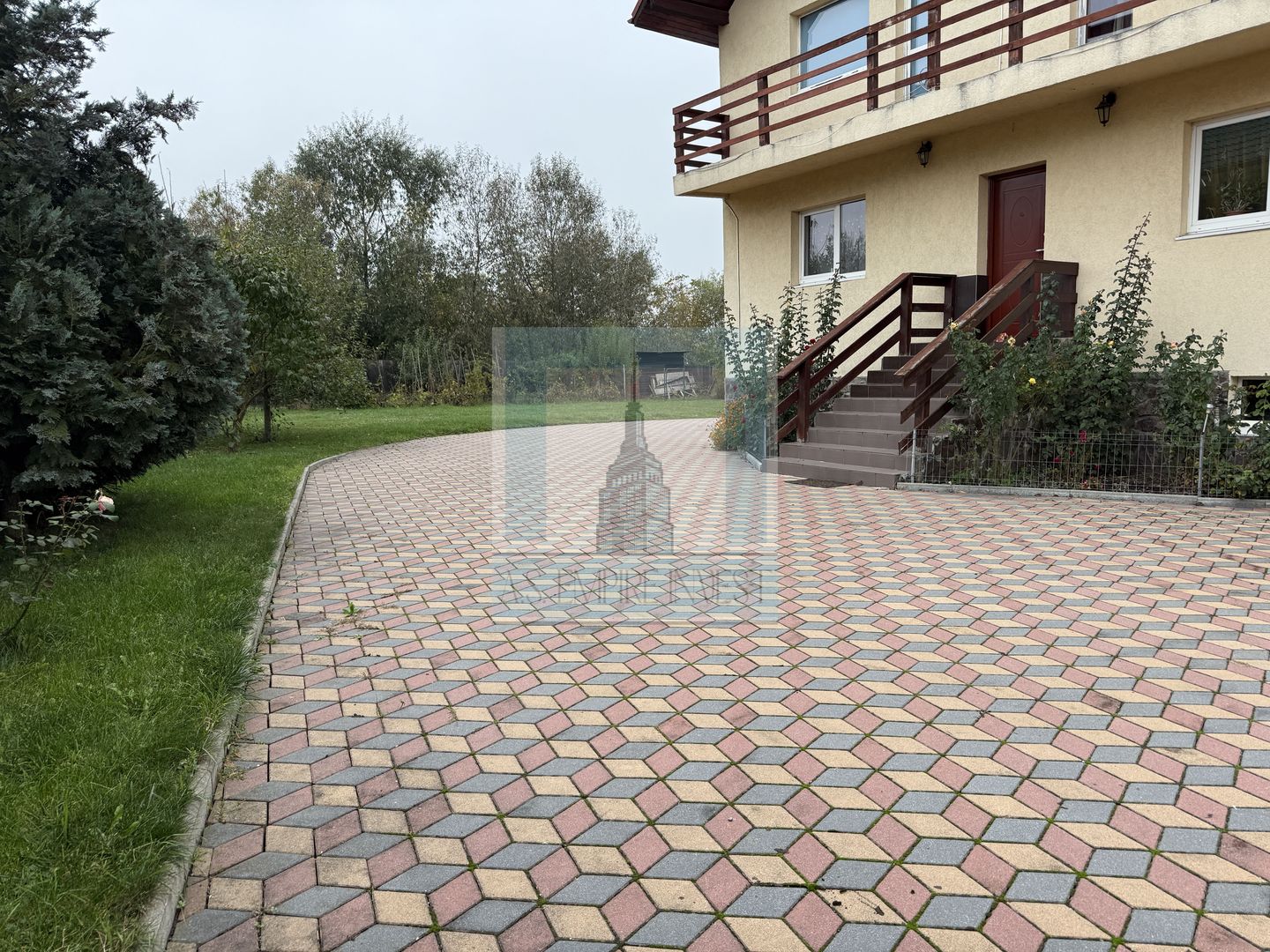 Casa/Villa 8 camere, 1100 mp teren - zona Ultracentral/Sanpetru - Poză 4