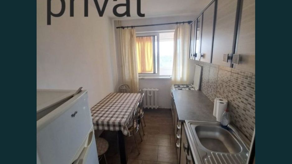Vand apartament 2 camere - Poză 3