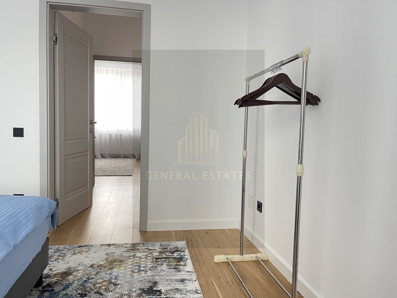 Casă cu design modern & suflet autentic – 200 m² de confort și rafinam - Poză 38