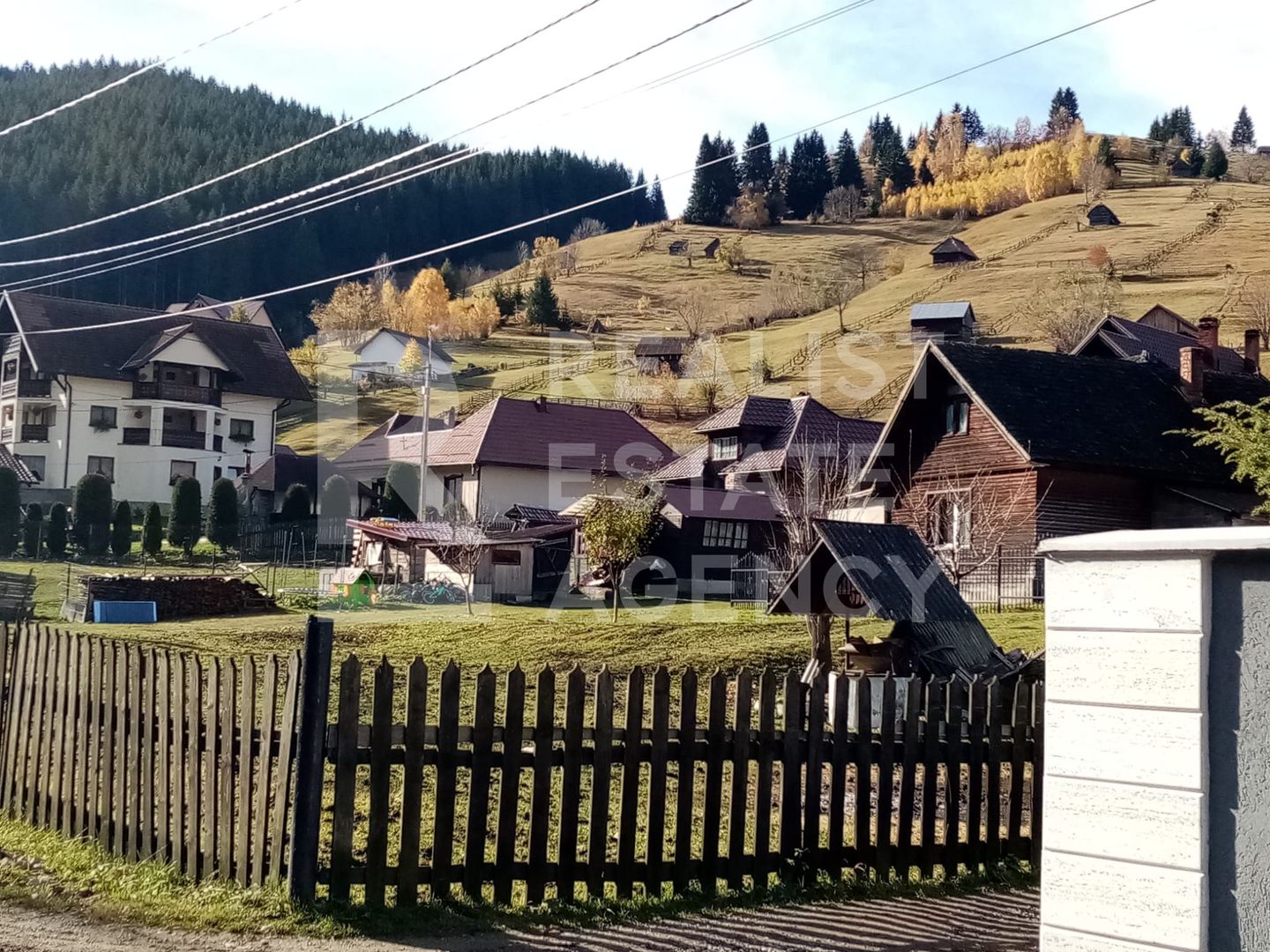 Teren de vânzare – 5877 mp în Moieciu de Sus, zonă montană deosebită - Poză 4
