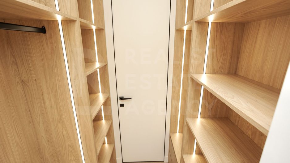 Vânzare, apartament, 2 dormitoare si living, str. Vasile Lupu, Buiucan - Poză 11