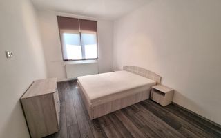 Apartament cu 3 Camere, Etaj Intermediar, Bloc Nou, Centru - Poză 4