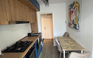 Apartament 2 camere, renovat si amenajat modern, metrou P-ța Unirii la 10 min. - Poză 16