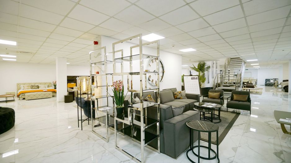 Spatiu comercial 2000 mp,Valea Cascadelor - Poză 12