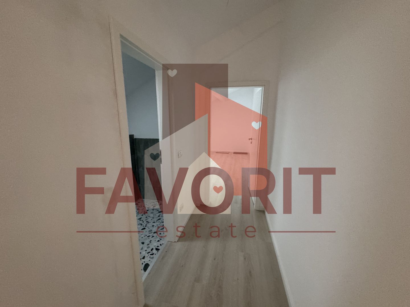 Apartament pe 2 nivele. In spate la LIDL Giroc. Pret excelent. - Poză 12