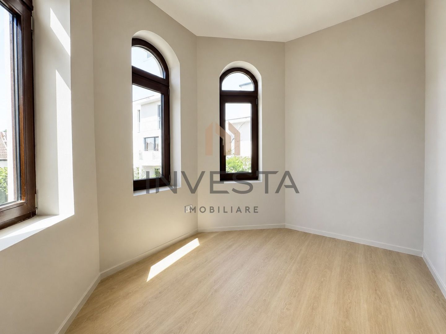 Casa de inchiriat 114 mp pentru locuit sau sediu firma, zona Centrala! - Poză 6