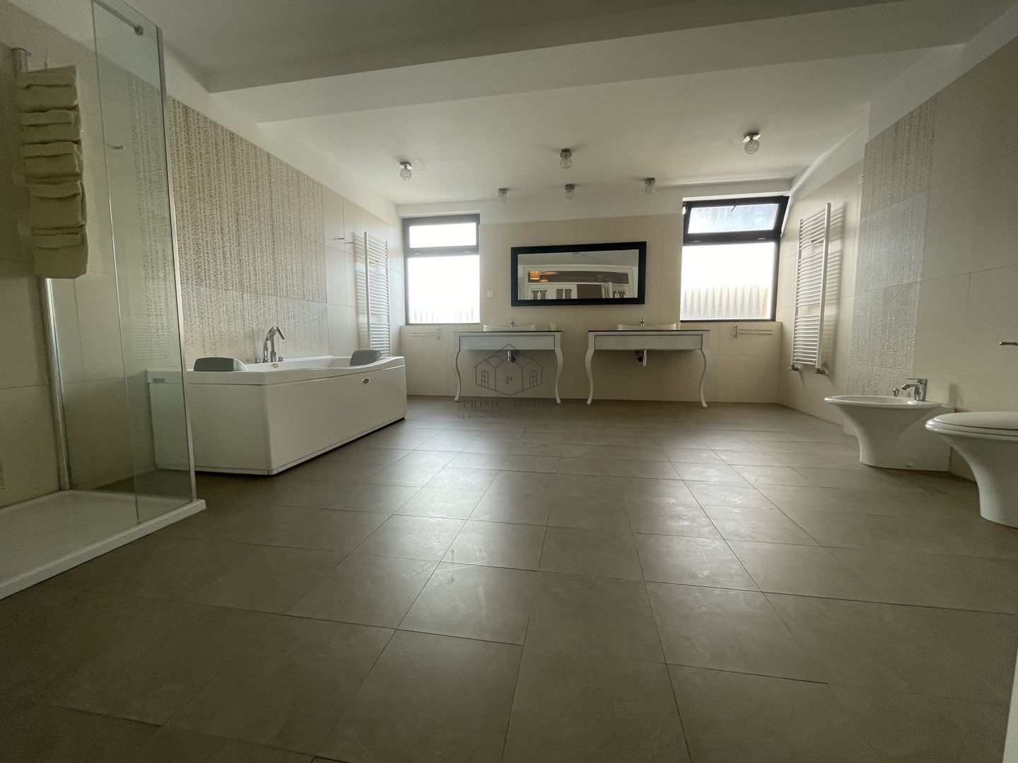 APARTAMENT SUPERB CU 3 DORMITOARE LA INCHIRIERE LANGA PARC HERASTRAU - Poză 28