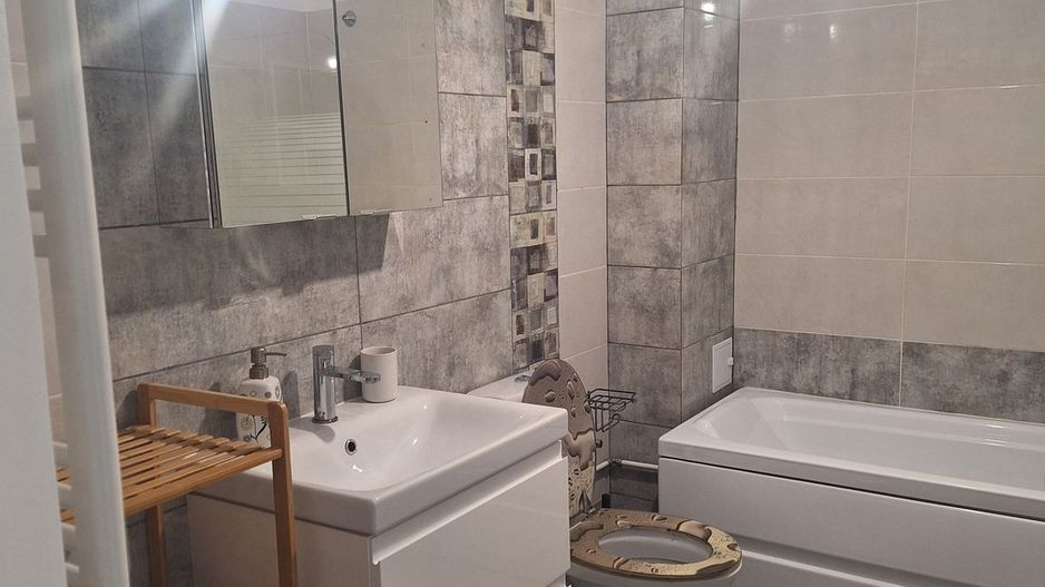 Apartament 2 camere -54 mp- etaj 1-Loc de parcare-Complex Rediu - Poză 10