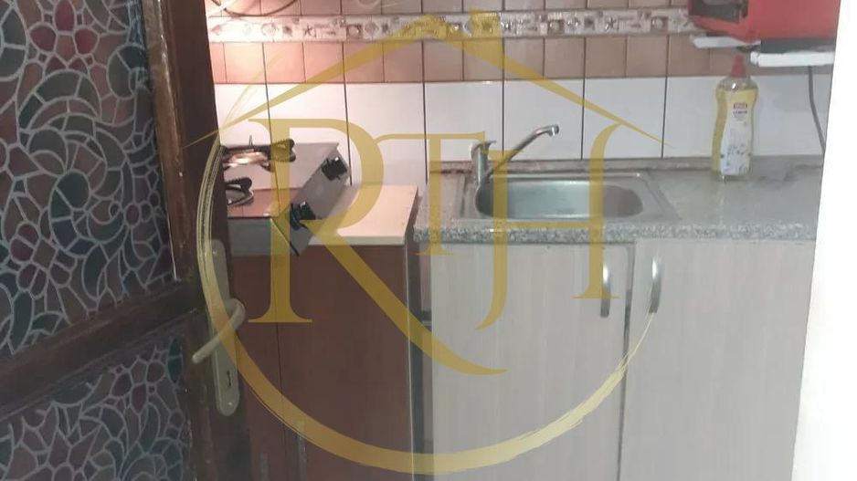 Oferim spre vanzare un ap 2 camere la curte comuna +75mp teren - Poză 6