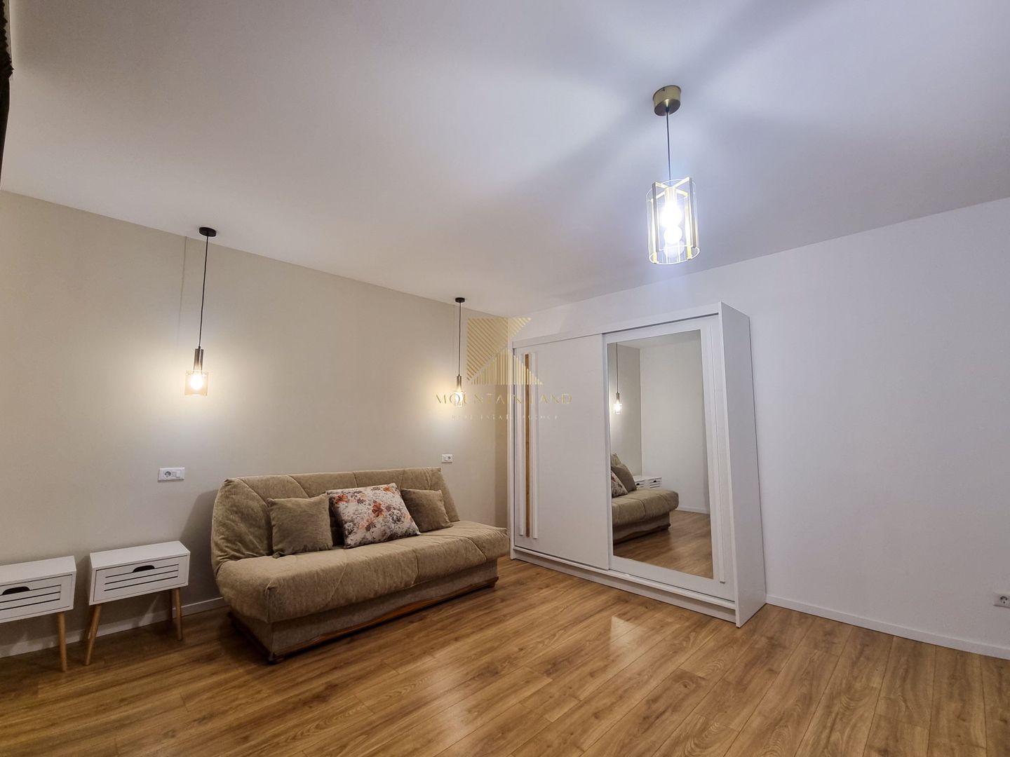 Casa cu 3 camere, curte proprie, renovata complet, Astra - Poză 8