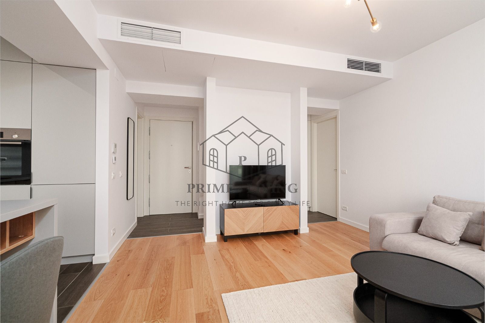 APARTAMENT DE LUX CU 2 CAMERE LA INCHIRIERE IN COMPLEX REZIDENTIAL - Poză 2