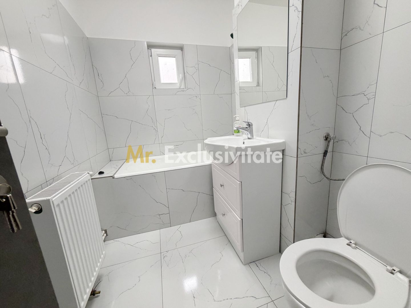 Inchiriere apartament 3 camere decomandat - cartier Trivale - Poză 10