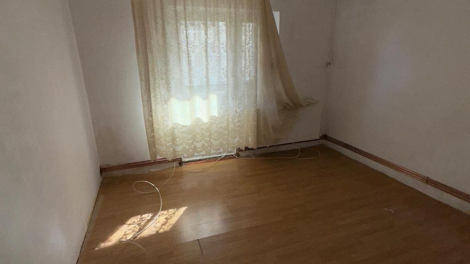 apartament 2 camere,zona Independentei ,et 2, gaz - Poză 4