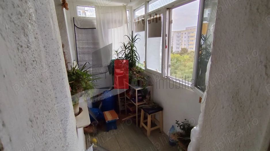 APARTAMENT 3 CAMERE-BARCA - Poză 4