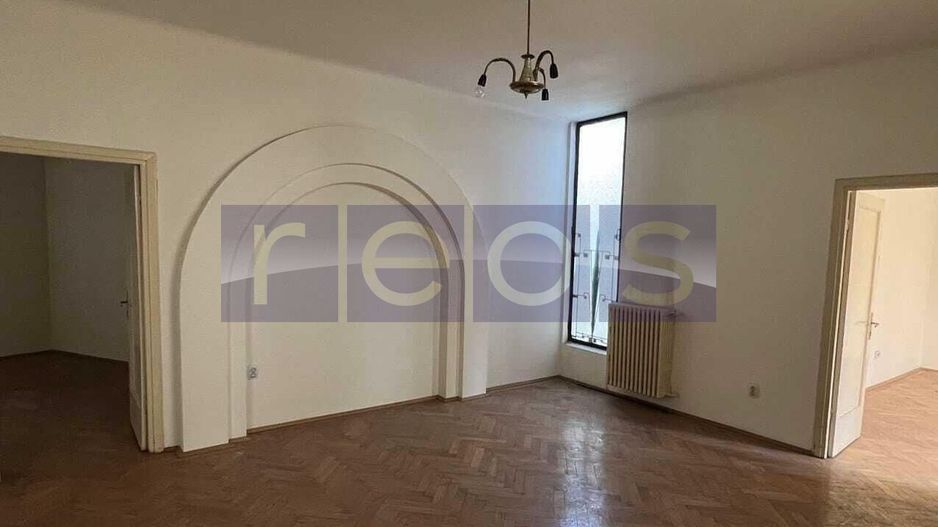 CLĂDIRE INTERBELICĂ ÎN CARTIERUL ICOANEI IDEAL INVESTIȚII - Poză 7