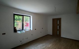 Corp de casa P+M 4 camere , ASTRA - Carpatilor -LIDL- ,curte comuna. - Poză 12