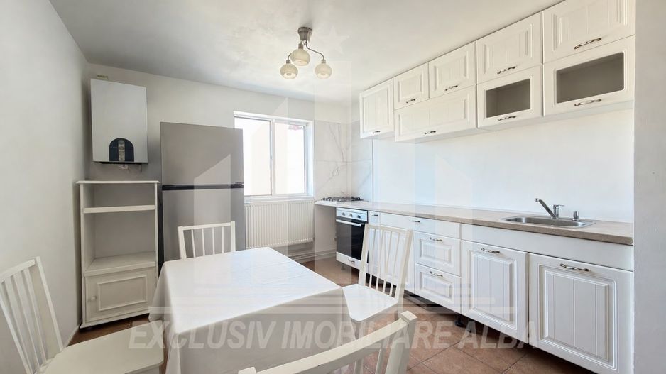 Apartament 2 camere | 51 mp | Balcon inchis | Cetate-Piata - Poză 1